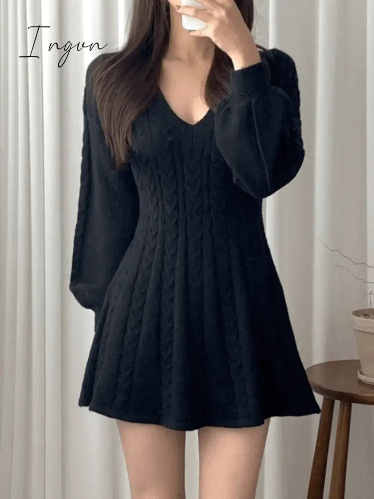 Ingvn - V Neck Cable Knit Long Sleeve Mini Dress