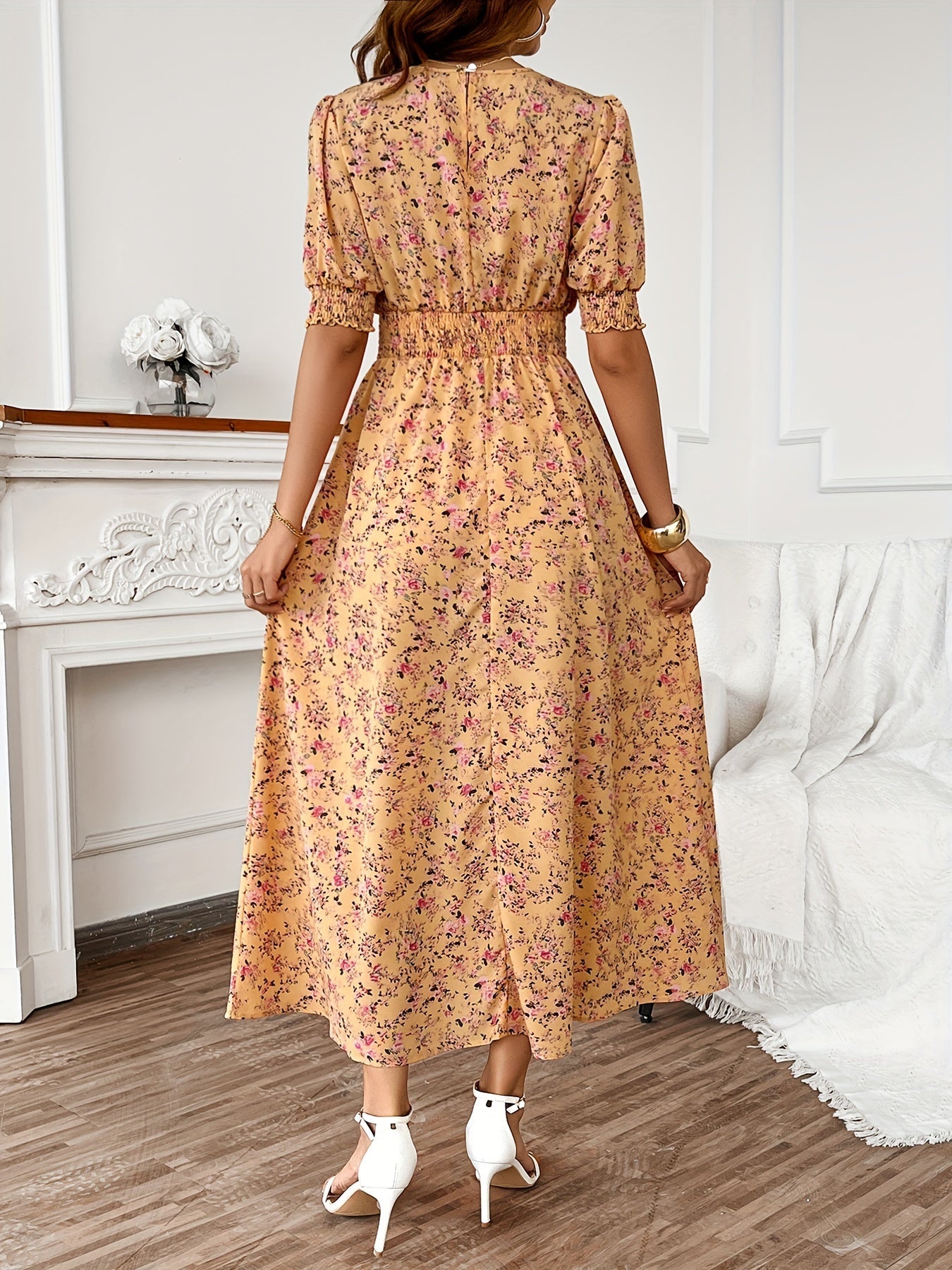 Blossoming floral print dress - Romantic Puff Sleeves & Shirred Bodice - Perfect for Spring/Summer - Flattering Crew Neck - Stylish Womens Casual Wear