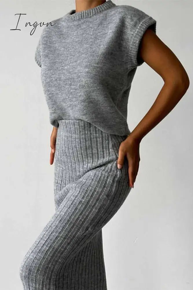 Ingvn - Elegant Solid Patchwork Half A Turtleneck Sleeveless Two Pieces