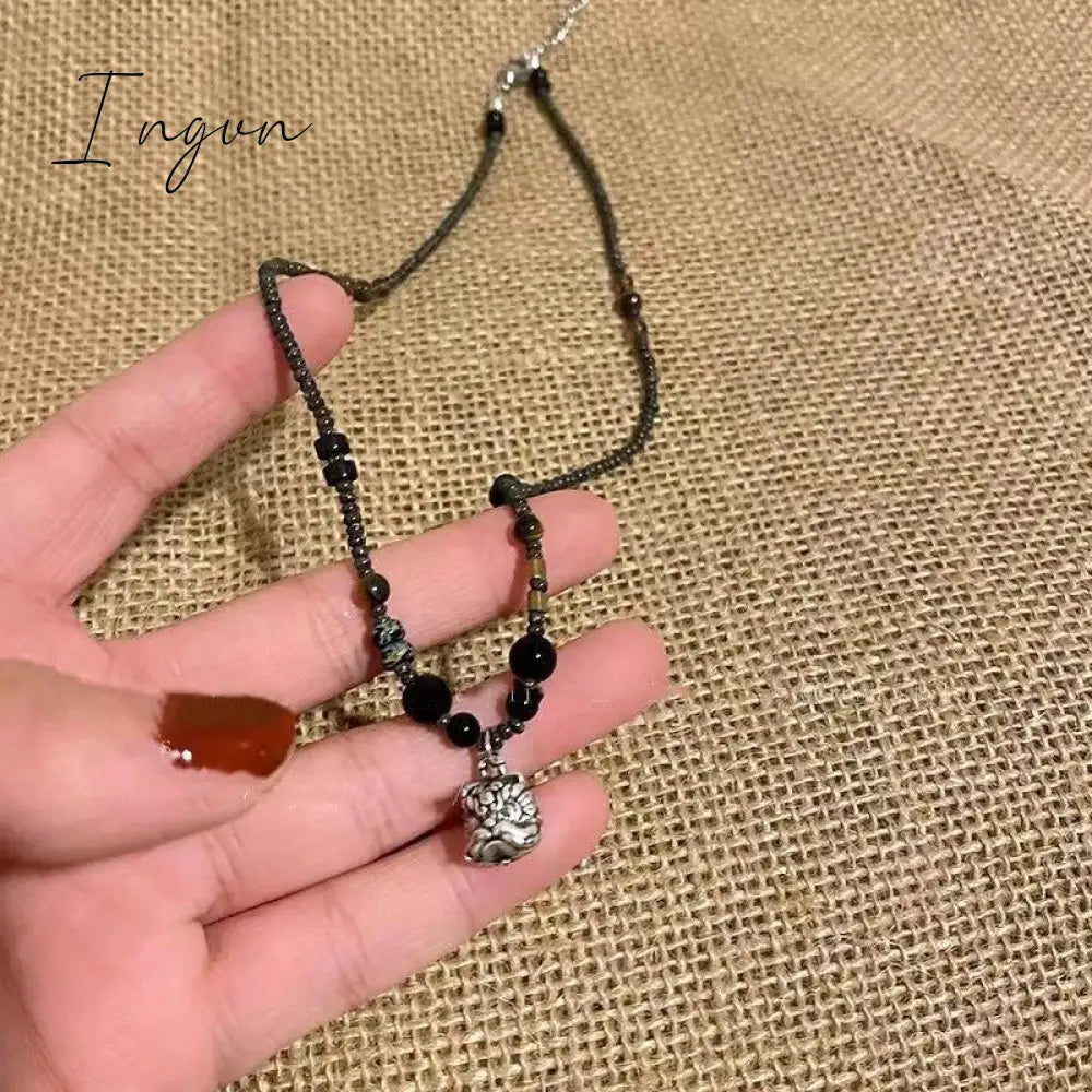 Vintage Chinese Style Lion Pendant Beaded Necklace for Women Men Lucky Punk Clothing Unusual Stone Bead Choker On The Neck Beads