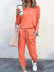 Chic Womens Two-piece Set - Comfy Long Sleeve Tee & Drawstring Jogger Pants - Versatile Solid Outfit for Casual Days