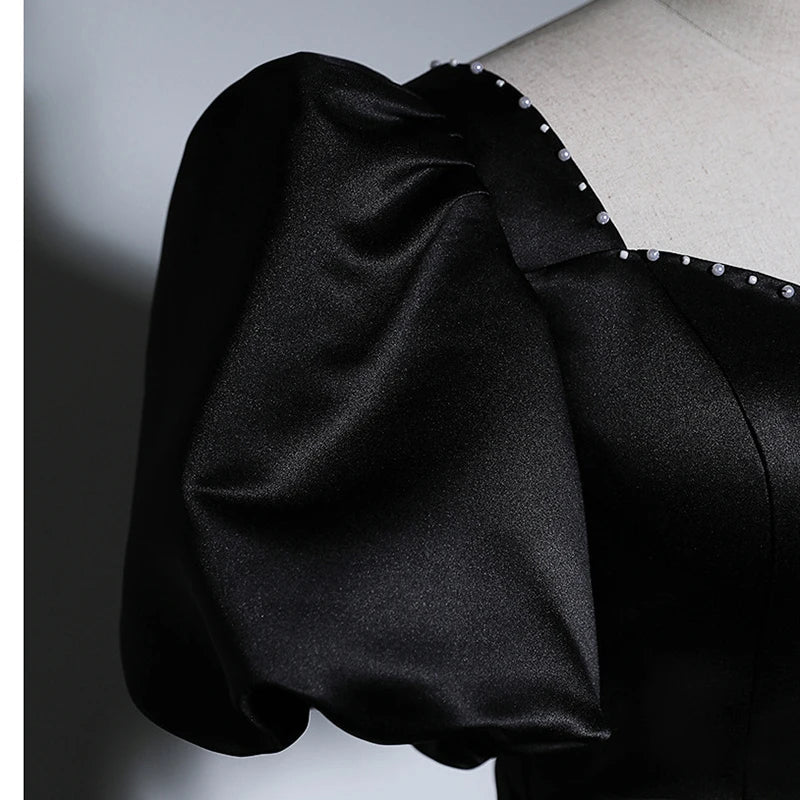 Elegant Satin Black Evening Dresses Beaded Ruched Sweetheart Short Sleeves Formal Party Gowns Long Prom Dresses Robe De Soirée