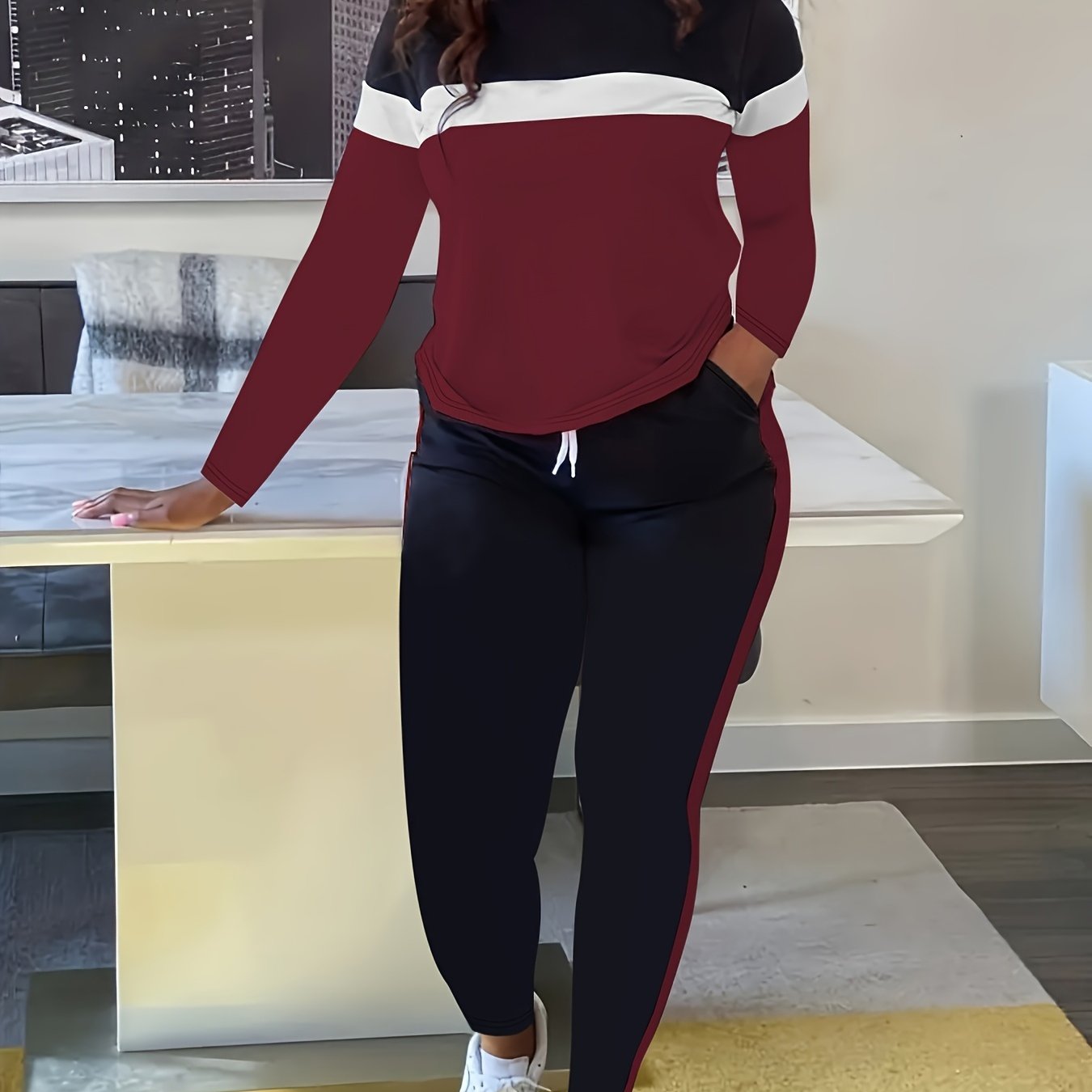 Plus Size Casual Outfits Two Piece Set, Women's Plus Colorblock Stripe Print Long Sleeve Round Neck Top & Drawstring Pants Outfits 2 Piece Set
