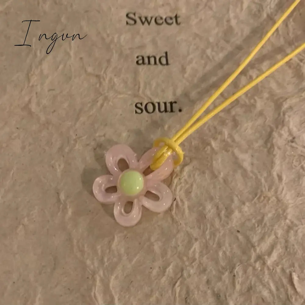 Girl Hollow Flower Necklace For women Temperament Niche Collarbone Chain Korean Fashion Neck Colorful Rope Chain y2k Jewelry