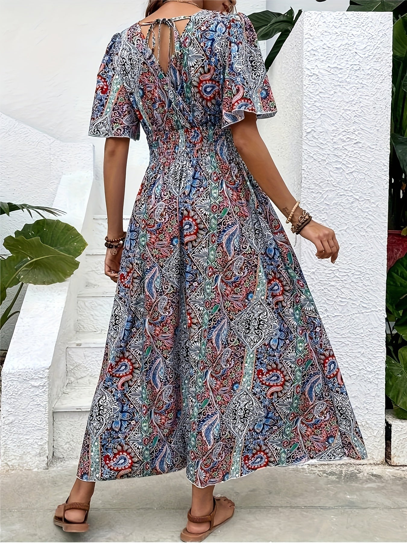 Plus Size Ethnic Floral Print Shirred Waist Dress, Casual Short Sleeve Dress For Spring & Summer, Women's Plus Size Clothing