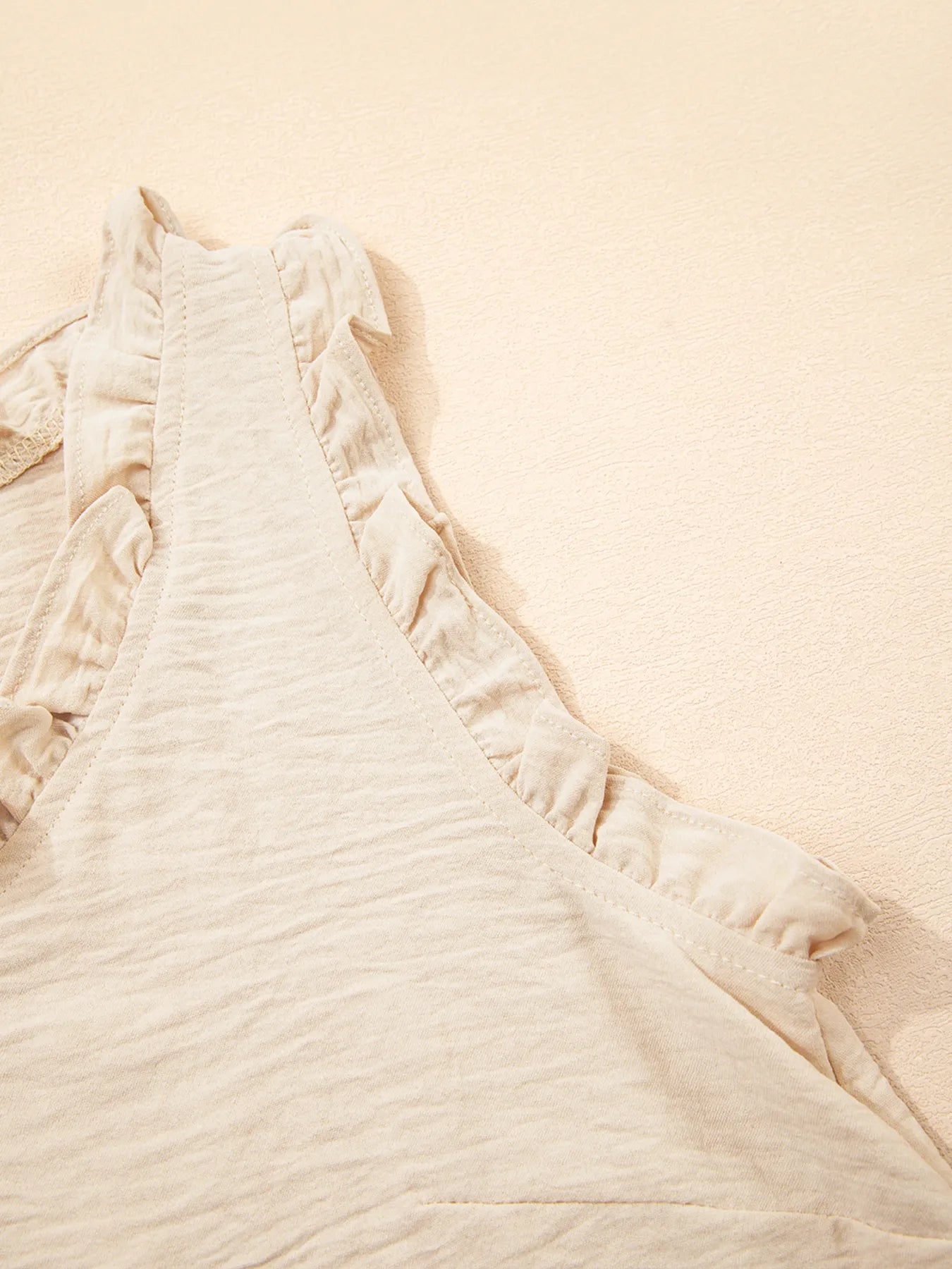 Texture Ruffle Trim V-Neck Tank Top