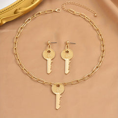 Golden Jewelry Set, Creative Minimalist Keychain Shaped Earrings And Necklace Set For Daily And Vacation Wearing By Ladies