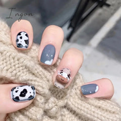 Cute Cow Fake Nails Art Nail Tips Press on False Nail Set Full Cover Artificial Short Square Head 24pcs/pack