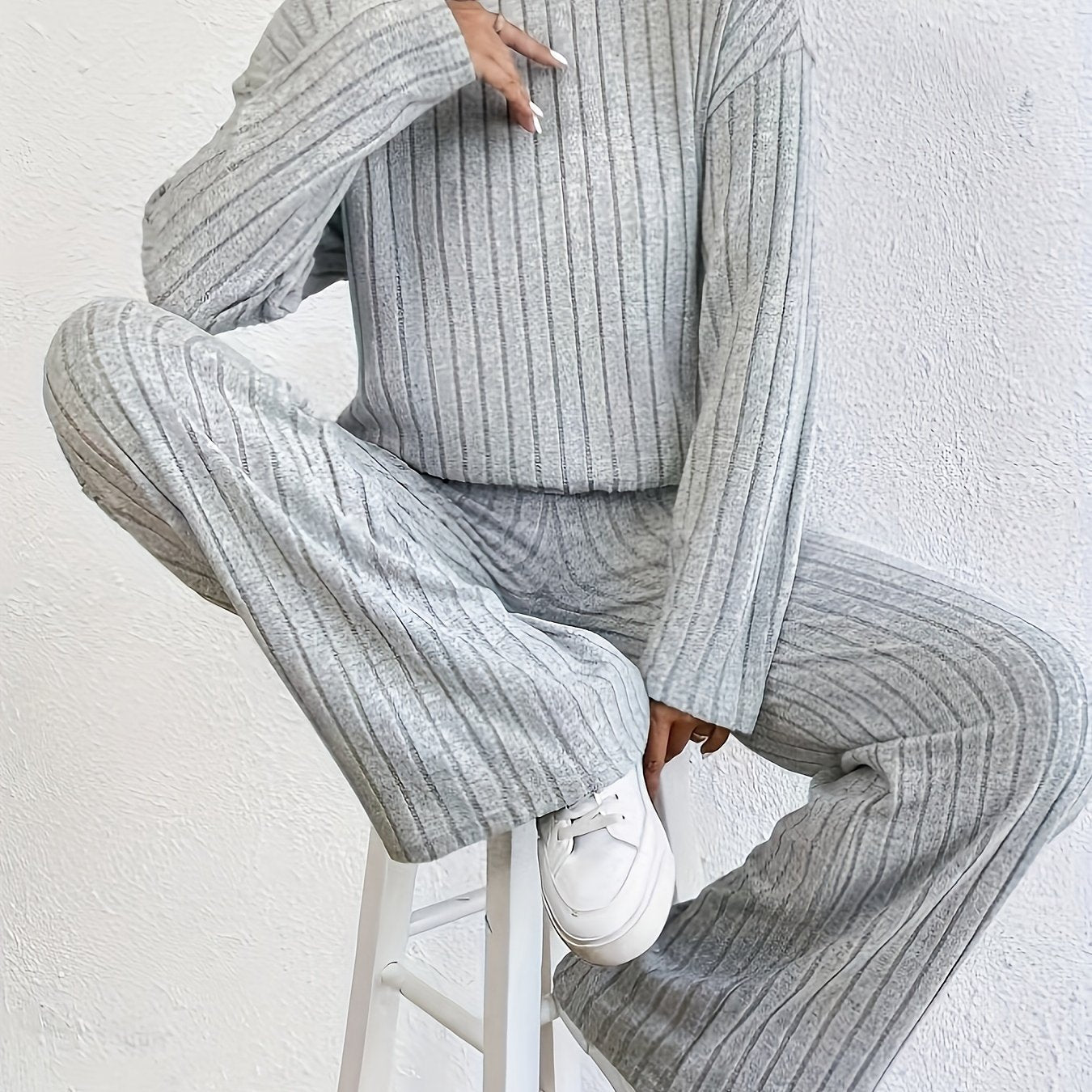 Ribbed Mock Neck Two-piece Set - Cozy Long Sleeve T-shirt with Ribbed Mock Neck Design, Flattering Wide Leg Pants for a Comfortable Fit, Effortless Casual Style - Perfect for Womens Everyday Wear, Ideal Outfits for Daily Life