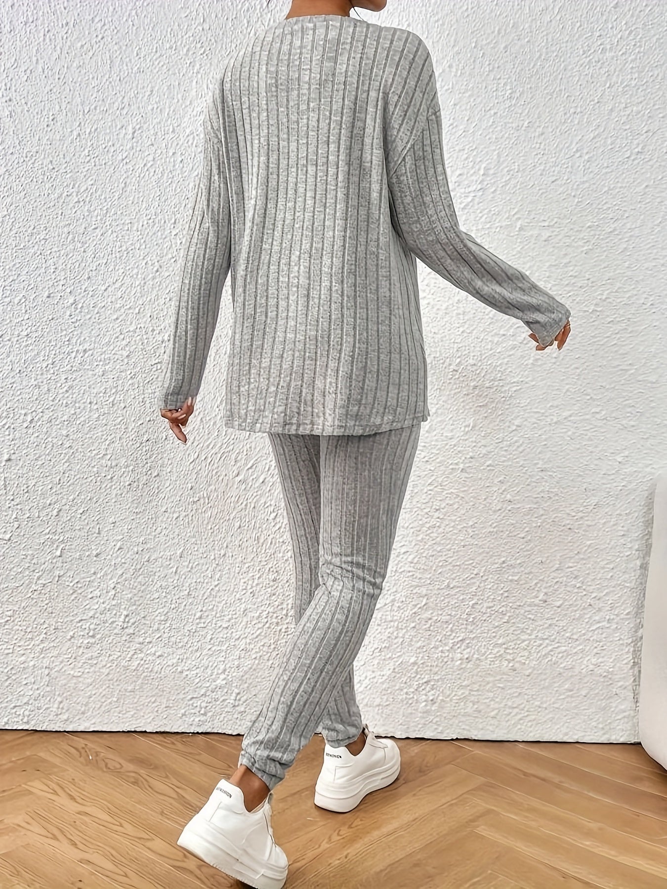 Two-Piece Pants Set - Elegant Solid Color Long Sleeve Crew Neck T-Shirt and Skinny High Waist Pants Outfit for Women - Polyester Knit Fabric, Mid Elasticity, Spring/Fall Season, No Printing, No Sheer