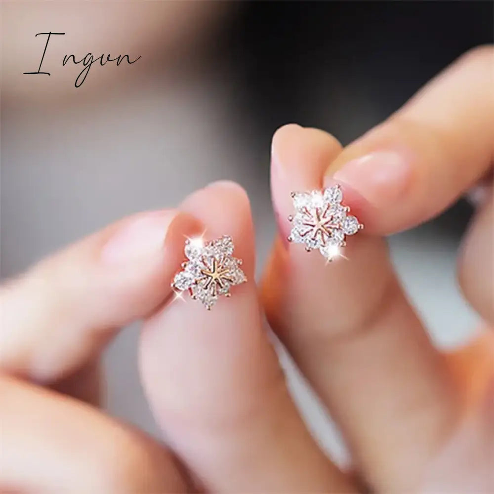 Crystal Zircon Snowflake Stud Earrings For Women Shiny Rhinestone Charm Earring Girls Christmas New Year Birthday Jewelry Gifts