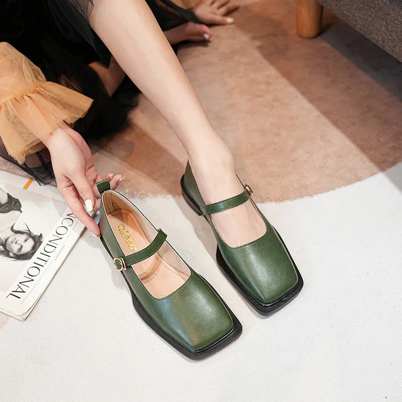 Spring and Autumn Women's Pumps Leather Shoes Ladies Casual Shoes Fashion Flat Loafers British Style Office and Banquet Loafers