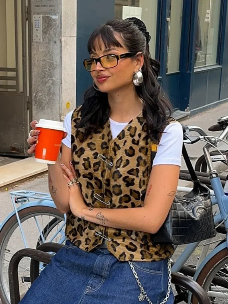 Ingvn  Woman Clothing Fashion Leopard Print Vest Sexy V-neck Sleeveless Cardigan Tops Streetwear  Autumn Female Casual Tank Tops