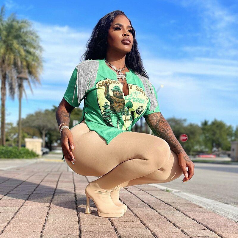 Summer Clothes Wholesale Items Streetwear Women V Neck Letter Print Short Sleeve Graphic T Shirt Tops Tees Blouse