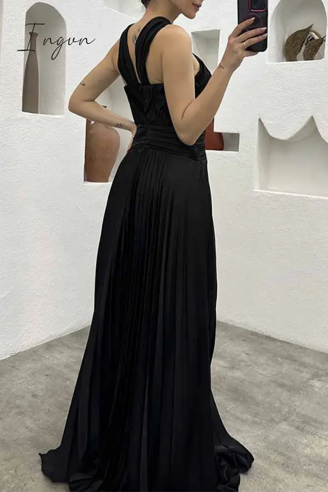 Ingvn - Elegant Solid Fold Halter Evening Dress Dresses