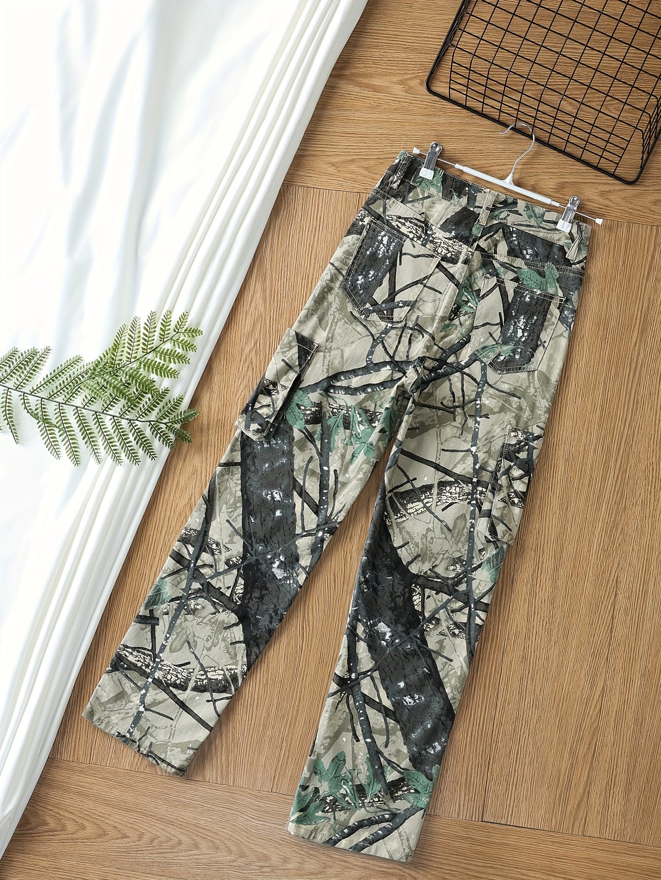 Plus Size Women's High Stretch Camo Print Cargo Jeans - Comfortable Button Fly, Multiple Pockets, Relaxed Fit, Soft Fabric, and Stylish Design for Everyday Wear