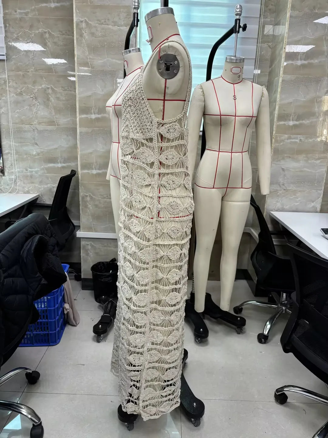 Women Knit Beach Maxi Dress Fashion Sleeveless V-neck Cover-up Dress Hollowed Summer Long Vacation Dress