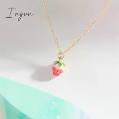 New Trendy Cute Strawberry Pendant Necklace for Women Exquisite Alloy Chain Sweet Elegant Party Jewelry Vacation Gifts
