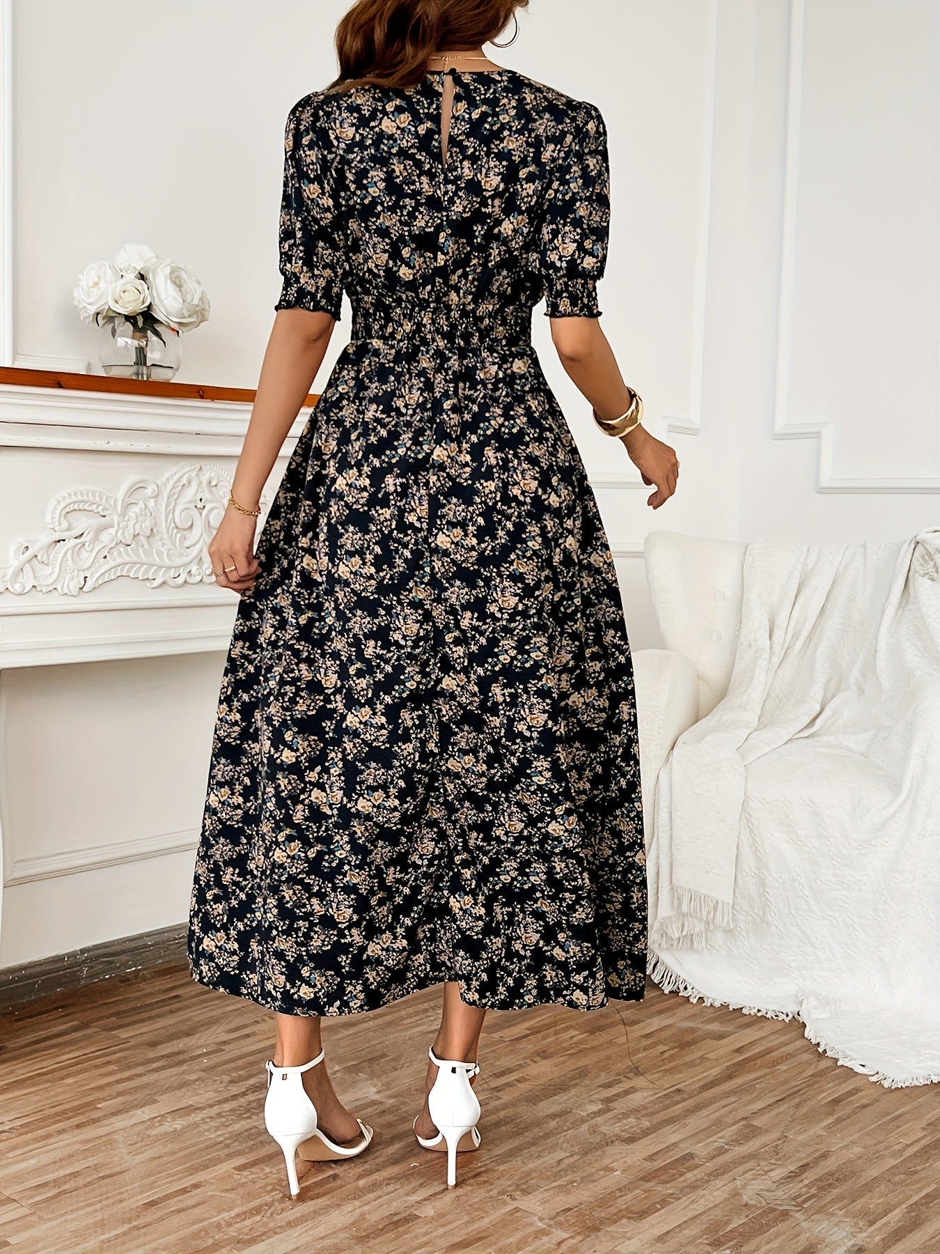Blossoming floral print dress - Romantic Puff Sleeves & Shirred Bodice - Perfect for Spring/Summer - Flattering Crew Neck - Stylish Womens Casual Wear