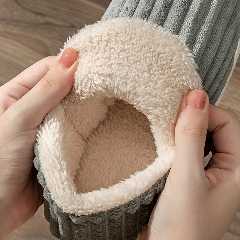 Cozy Warmth Indoor Slippers – Plush-Lined, Solid Color, Easy Slip-On, Comfortable Wear