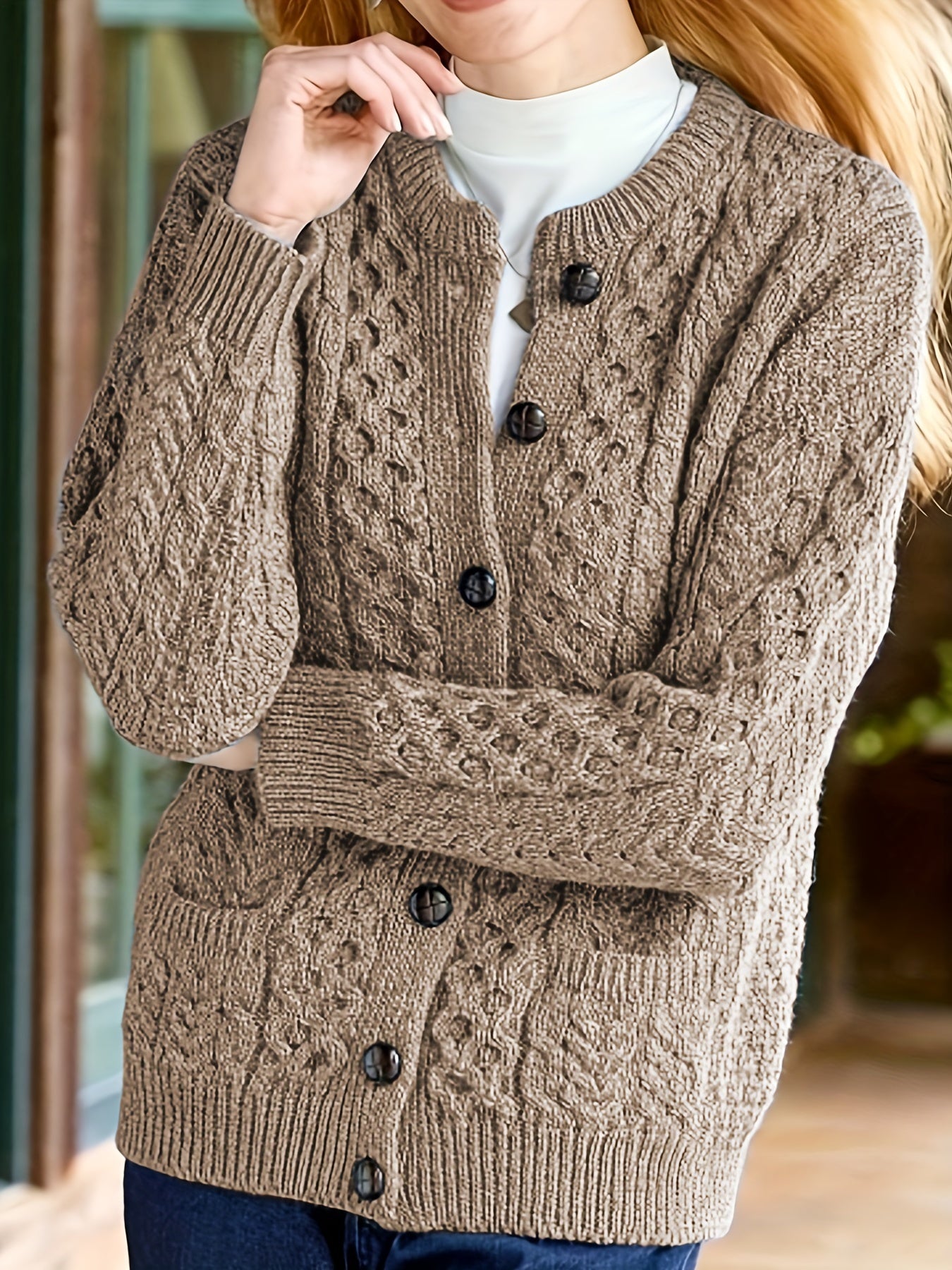Cozy Chic Cardigan - Soft Knit, Crew Neck, Long Sleeve, Pocket Detail, Casual Women's Sweater for Everyday Wear - Perfect for Work, Date Night, or Relaxation