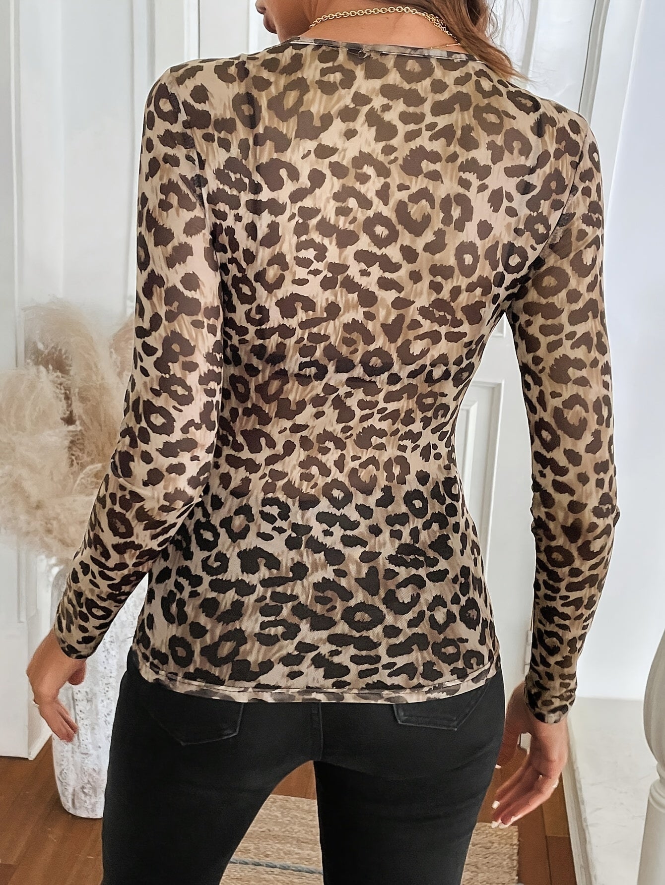 Elegant Women's Leopard Print Mesh T-Shirt - Long Sleeve, Stretch Fit, Crew Neck, Semi-Sheer Polyester - Ideal for Spring & Autumn