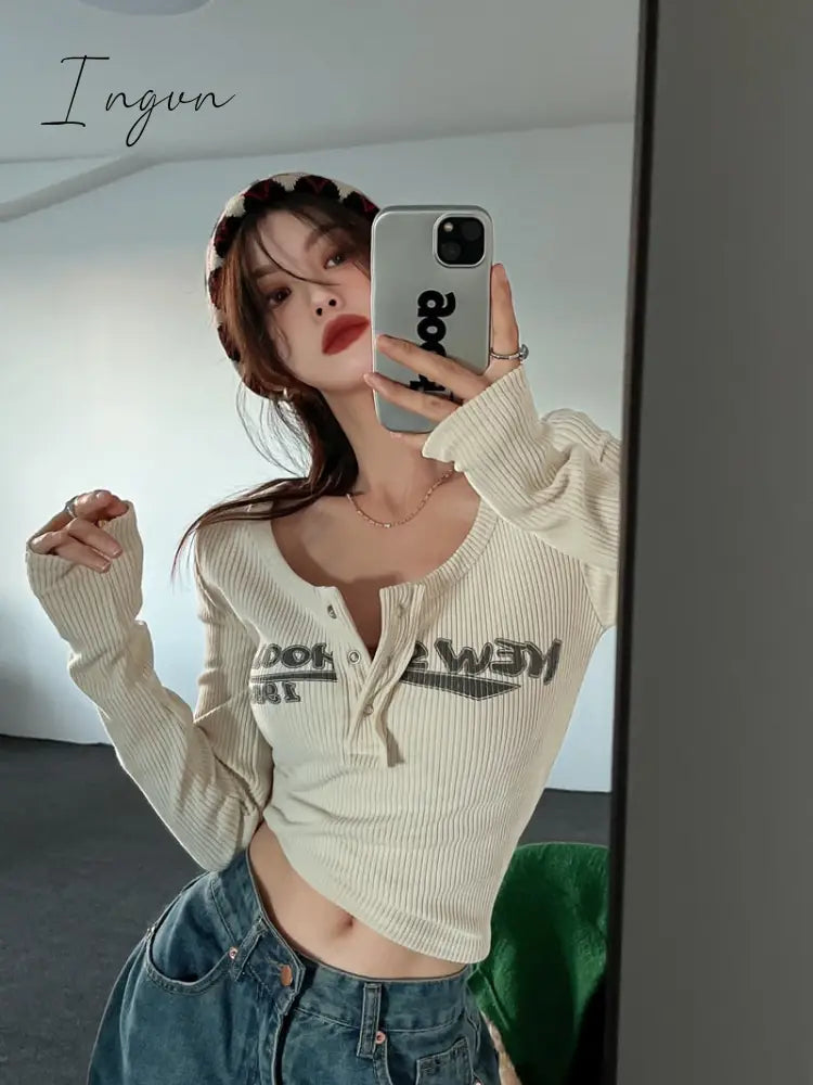 Ingvn - Retro Graffiti Print Elastic T Shirt Women Sexy Slim Crop Top Ribbed Long Sleeve O-neck Tops Grunge Tee Ladies Y2K streetwear