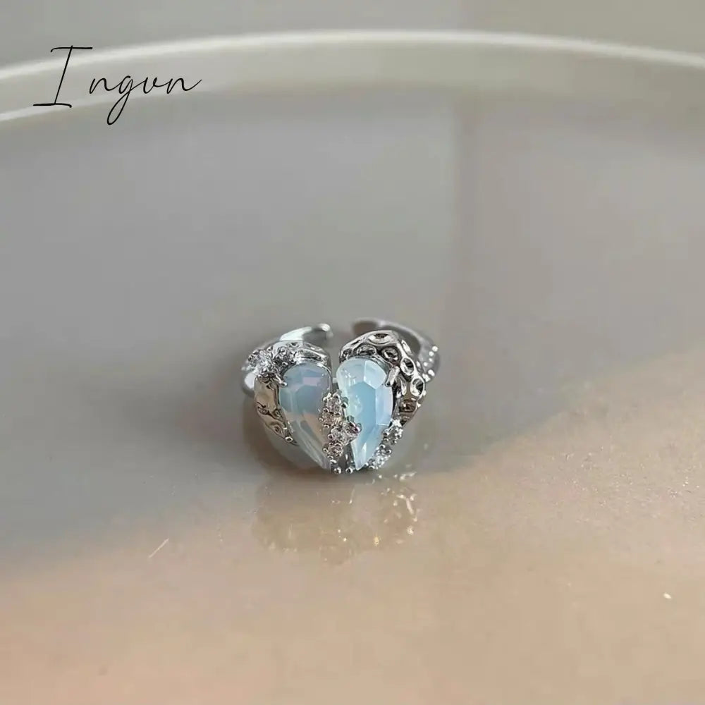 Simple Vintage Zircon Heart Rings For Women Ring Korean Fashion Cold Wind Index Finger Ring Metal Wedding Couple Party Jewelry