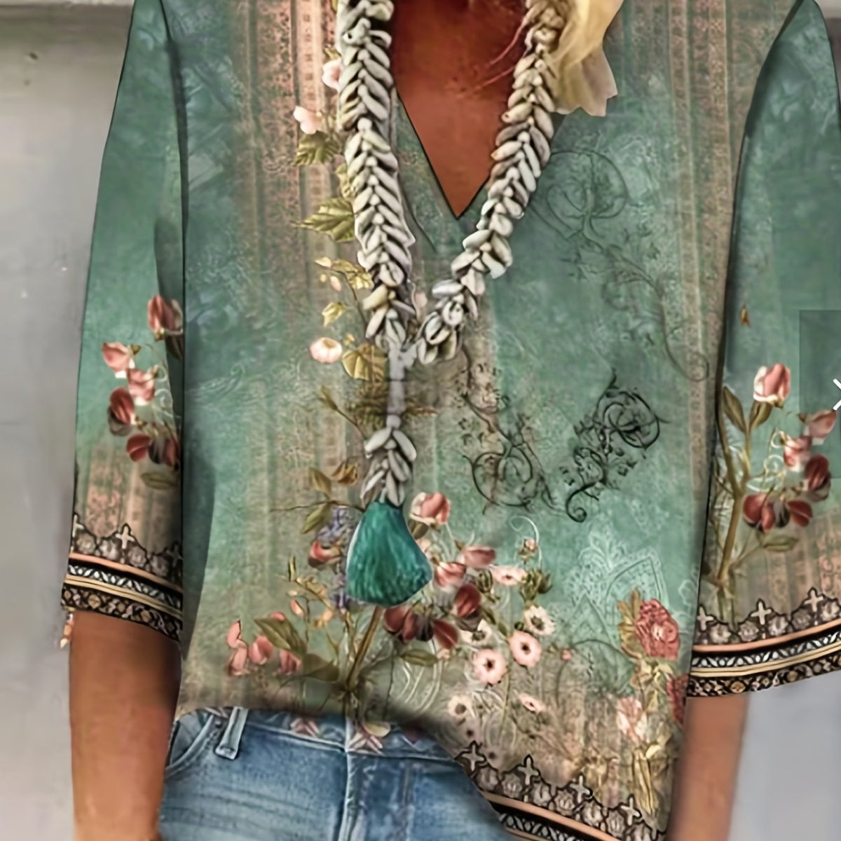 Tribal Print Casual V-Neck T-Shirt - Chic, Durable & Perfect for Spring to Fall, Easy Maintenance