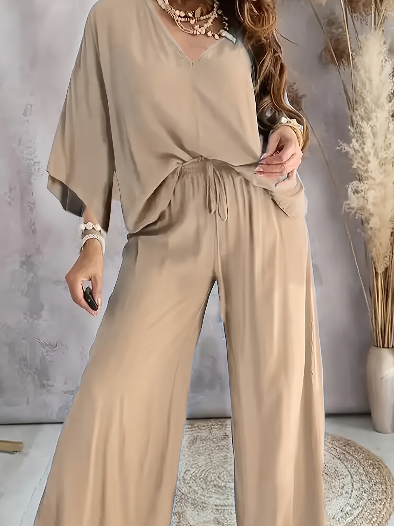 Chic Womens Two-piece Outfit Set - Comfy Long Sleeve T-shirt & Drawstring Pants - Adjustable Waistband, Casual Style for Everyday Fashion