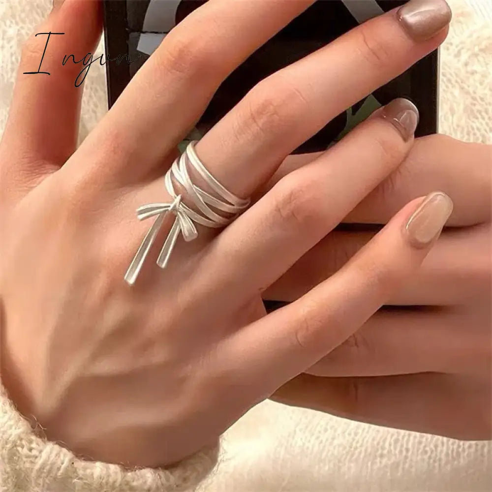 Korean Fashion Silver Color Fine Y2K Rings Simple Bowknot Retro Rings for Women Girls Aesthetic Jewelry Kpop Accessories