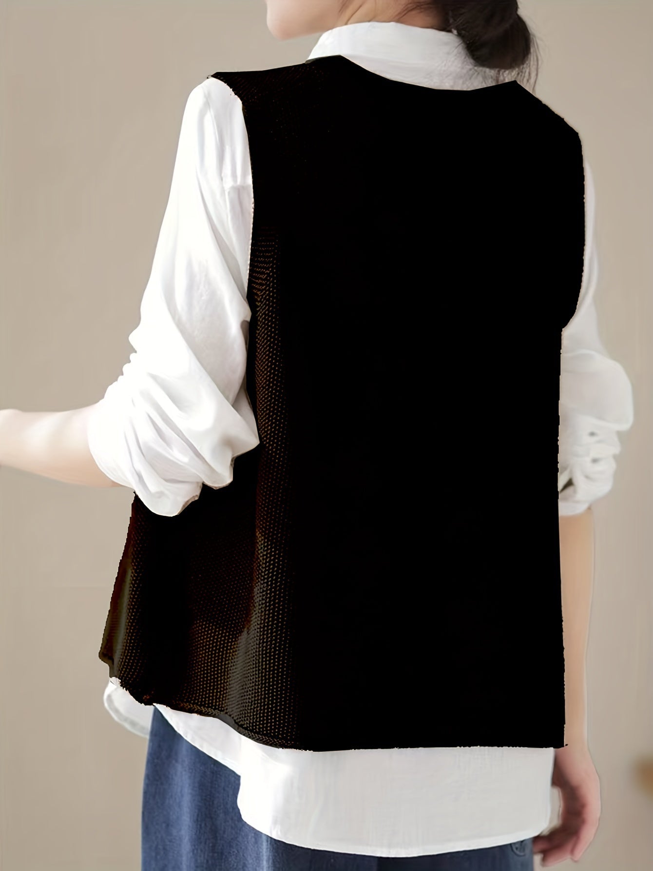 Women's Crew Neck Knit Vest - Casual Sleeveless Spring/Fall Sweater with Pocket, Easy-Care, Comfort Fit