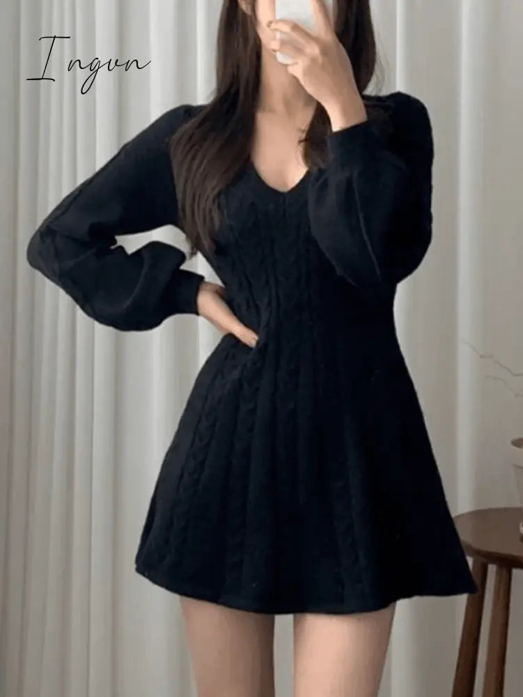 Ingvn - V Neck Cable Knit Long Sleeve Mini Dress