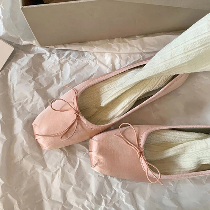 Spring Bowtie Ballet Shoes Fashion Shallow Slip on Women Flat Loafers Shoes Ladies Casual Outdoor Ballerina Shoe Mocasines