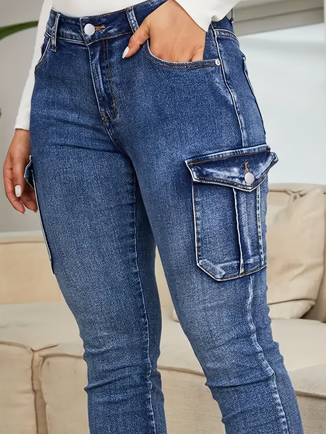 Womens Ultra-Skinny Cargo Jeans with Fashionable Flap Pockets - Classic Washed Blue Denim Pants - Premium Versatile Denim Clothing for Trendsetters