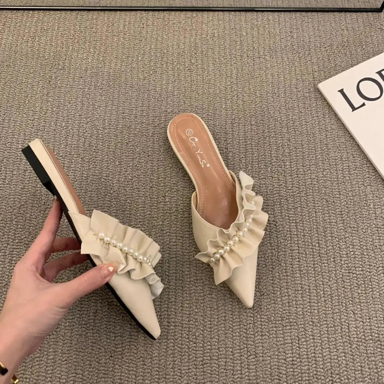 Ingvn  Slides Rhenstone Summer  Jewels Rubber Shoes Pointed Toe Women's Slippers and Ladies Sandals Mules Low Heel Outside Crystals