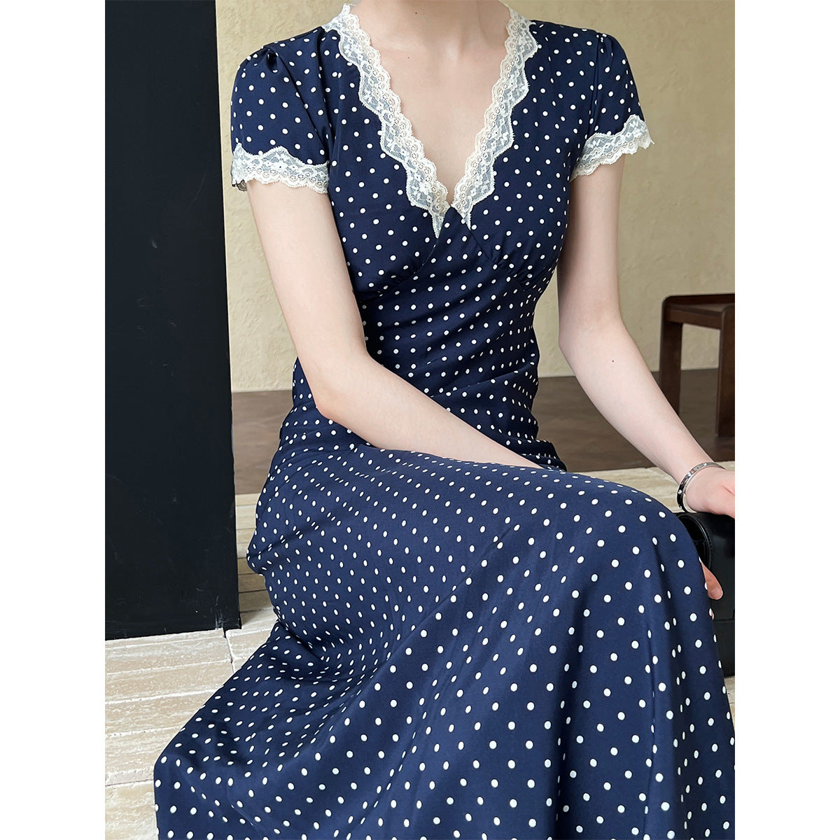 French Style Lace Polyester Fiber Stitching dress Summer V-Neck Elegant Wave Dot Tight Waist
