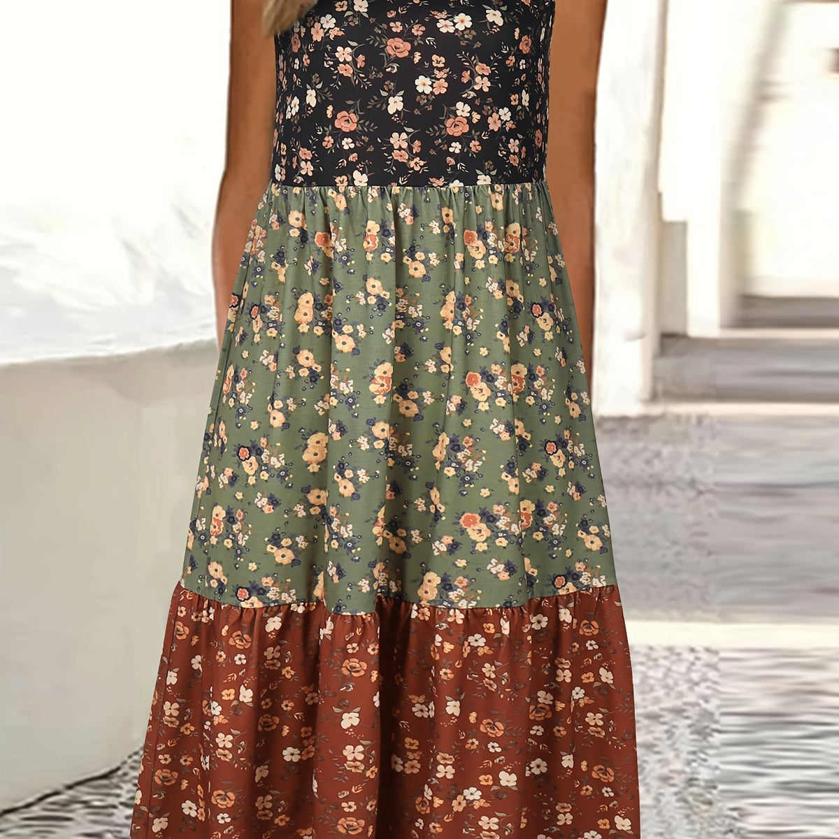 Fashionable Color Block Floral Print Tank Dress - Stylish Crew Neck, Flouncy Tiered Ruffles, Sleeveless - Versatile Casual Womens Summer Wear