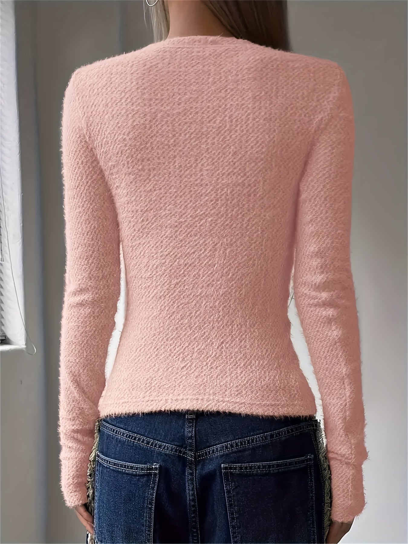 Classic Chic Crew Neck Slim Fit Pullover Sweater - Women's Long Sleeve Casual Top for Fall & Winter - Soft, Cozy, and Versatile Clothing for Everyday Wear
