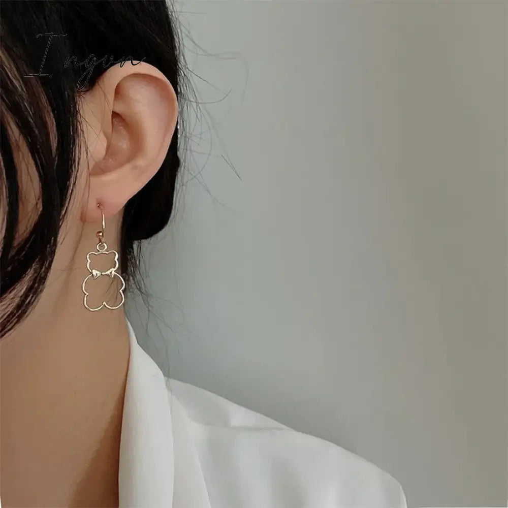 New Fashion Cute Hollow Bow Bear Earrings for Women Exquisite Alloy Earrings Personality Cool Party Jewelry Gifts
