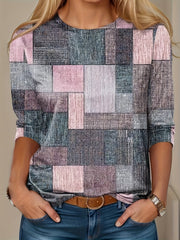 Flattering Plaid Print T-Shirt - Fashionable Crew Neck, Loose & Flowy Long Sleeves - Perfect for Spring & Summer - Womens Casual Wardrobe Staple