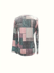 Flattering Plaid Print T-Shirt - Fashionable Crew Neck, Loose & Flowy Long Sleeves - Perfect for Spring & Summer - Womens Casual Wardrobe Staple