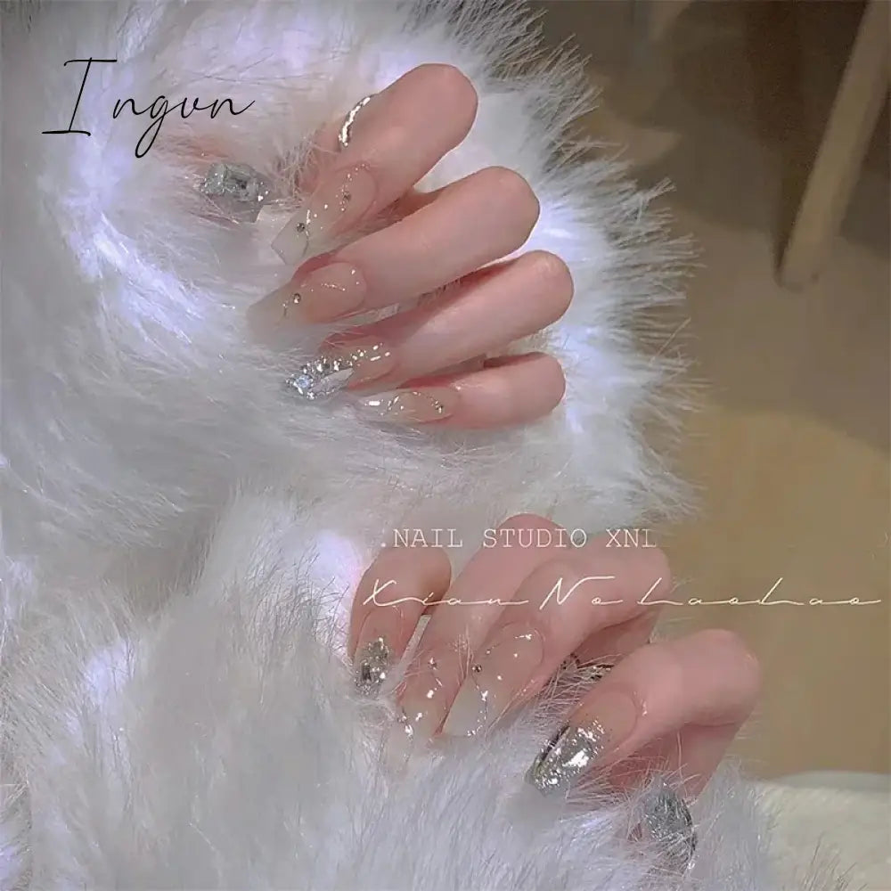 10Pcs Naked Cat Eye Press On Nails Laser Butterfly Decoration Fake Nails Short Full Cover False Nail Wearable Manicure Nail Tips