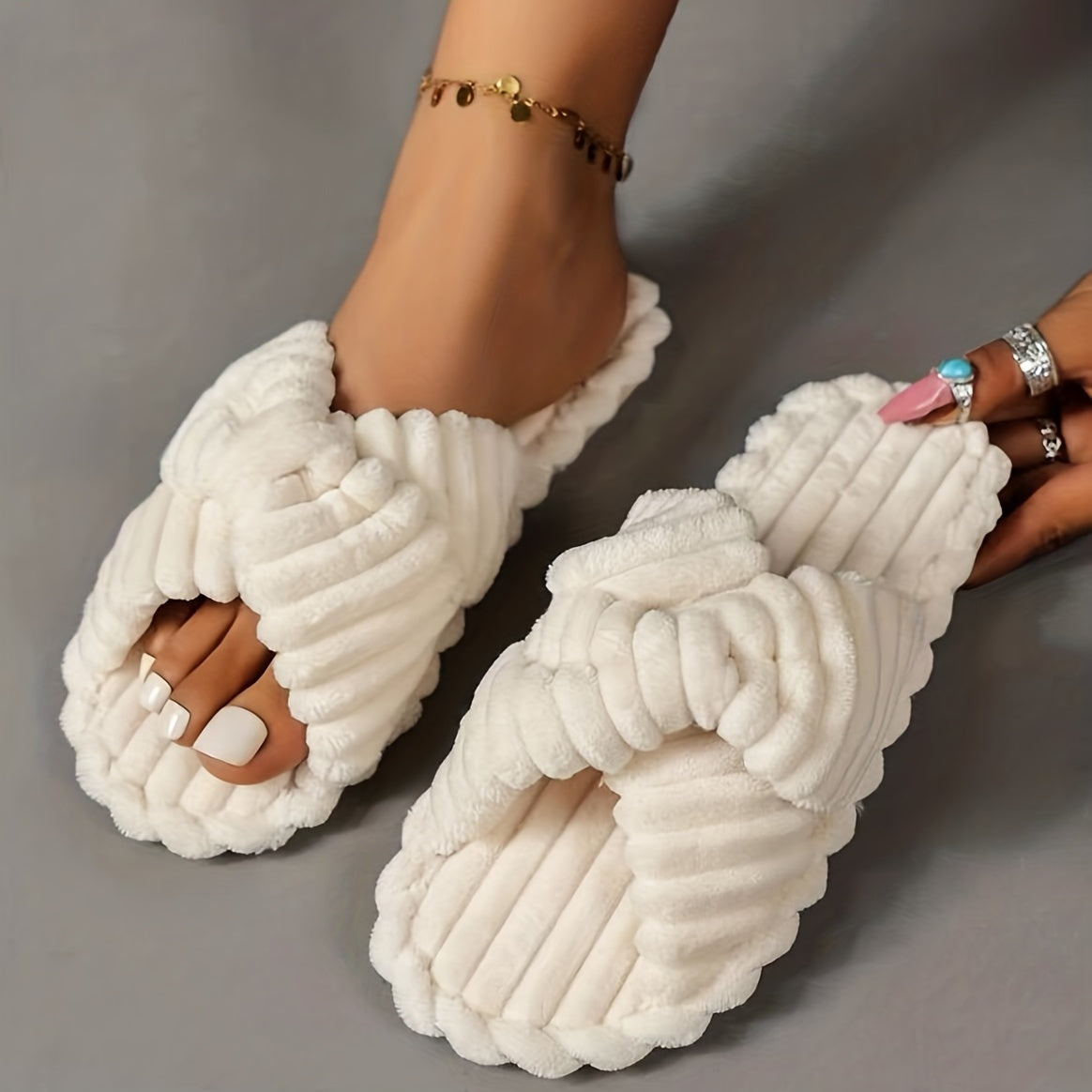 Womens Trendy Solid Color Open Toe Slippers - Ultra-Soft Cross Strap Design - Ideal for Cozy Home Lounging
