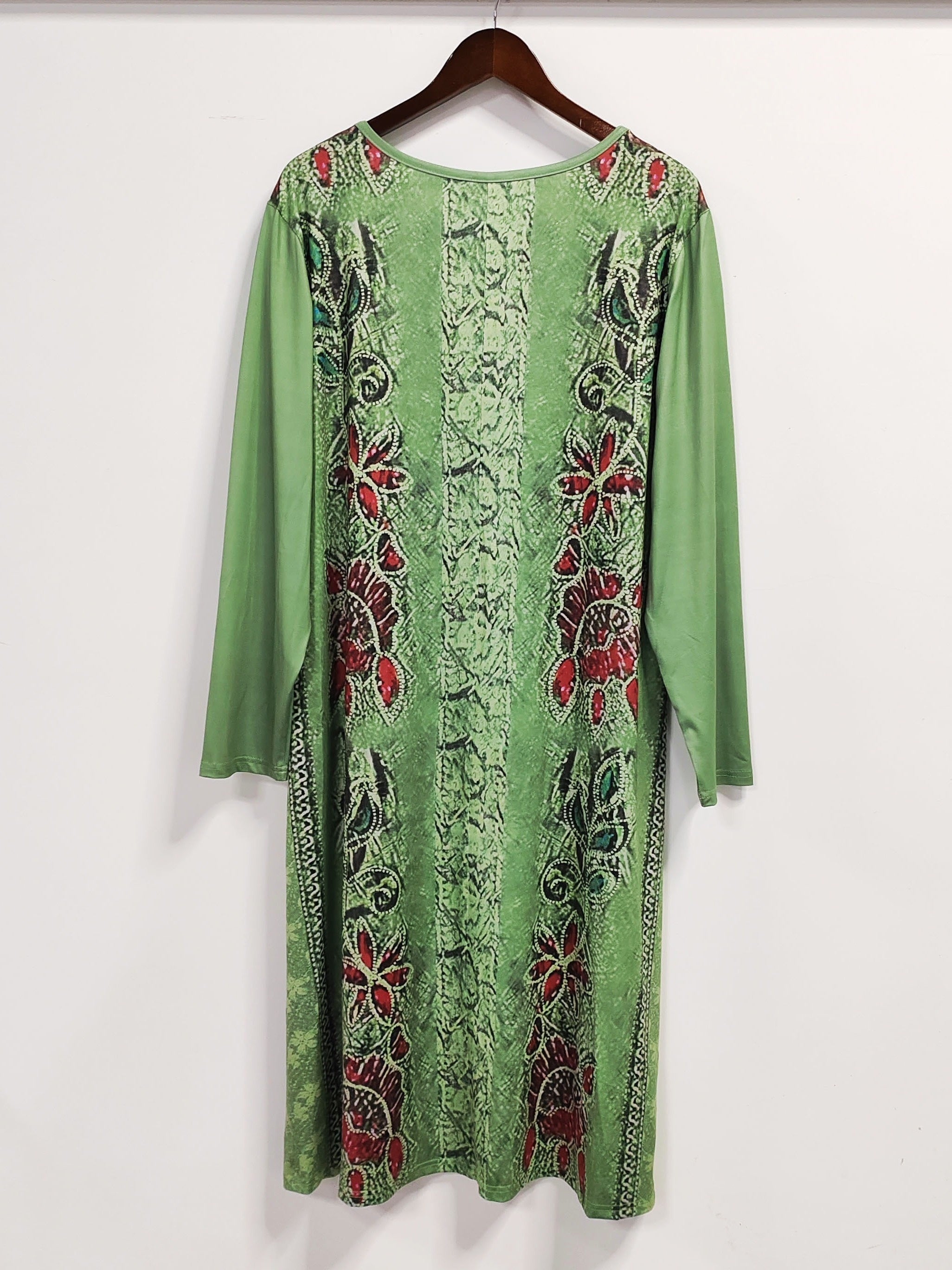 Plus Size Floral Chic 2-in-1 Crew Neck Long Sleeve Loose Fit Dress - Elegant, Versatile, and Comfortable for Spring and Fall - Women's Plus Size Clothing for Curvy Figures