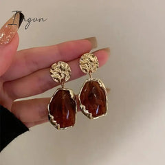New Trendy Vintage Irregular Golden Earrings for Women Exquisite Silver Needle Studs Elegant Luxury Party Jewelry Gifts