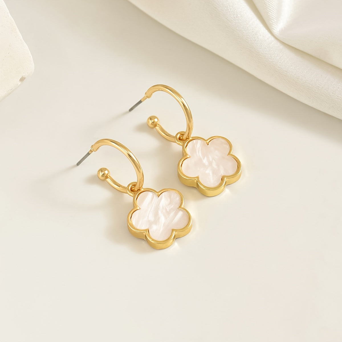 Stunning Clover Drop Earrings - Zinc Alloy Dangle Earrings with Iron Ear Needle, No Plating, Versatile Fashion Accessory for Daily and Party Occasions, Hypoallergenic, Nickel-Free, One Pair