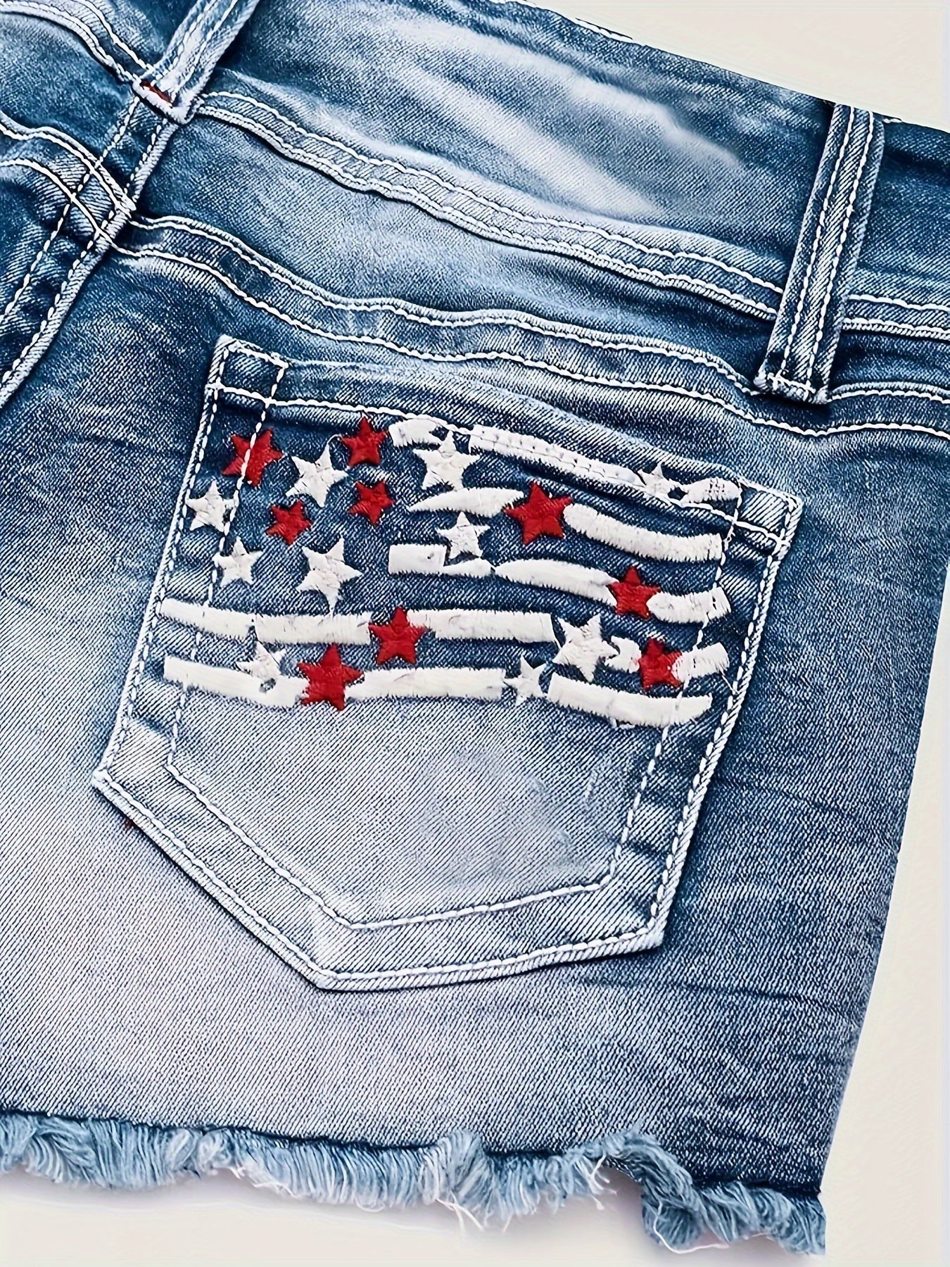 Women's High-stretch Single-breasted American Flag Patchwork Raw Hem Distressed Independence Day Outfit 4th Of July Embroidered Ripped Denim Shorts