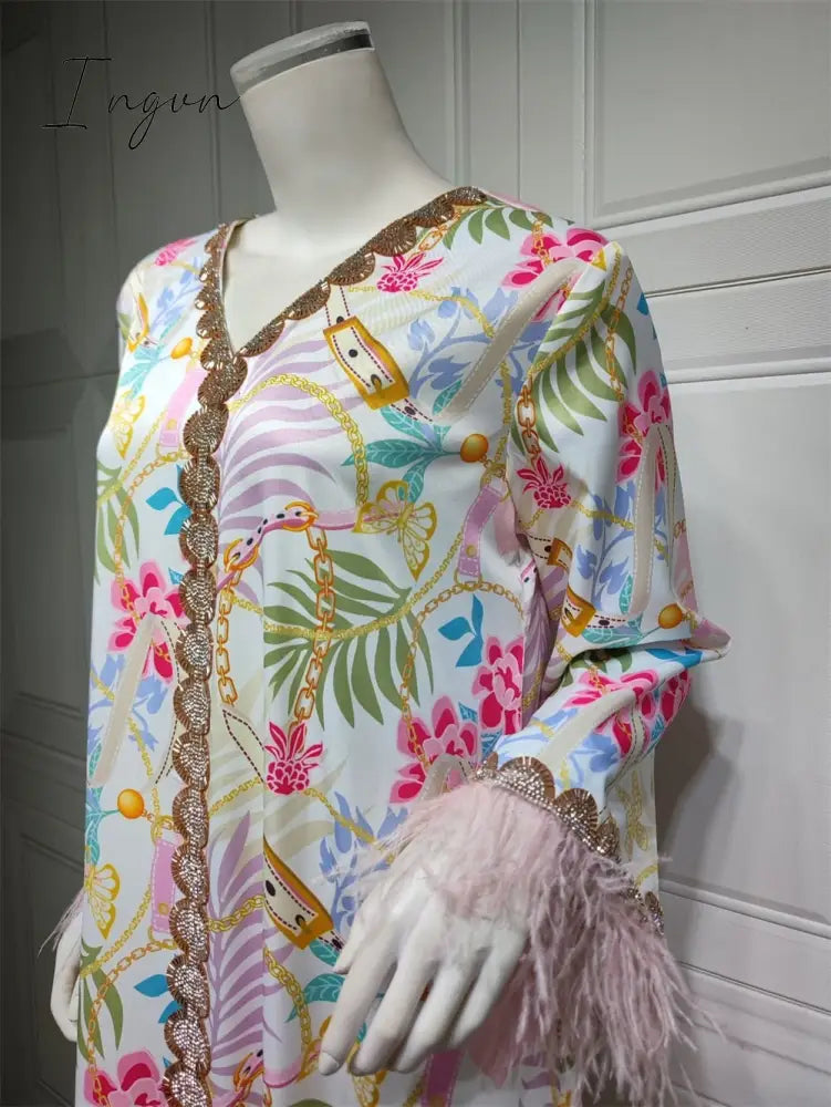 Ingvn - Muslim Woman Dress Moroccan Jalabiya Dubai Rhinestones Beaded V Neck Long Sleeve Feather Patchwork Print Gulf Abayas