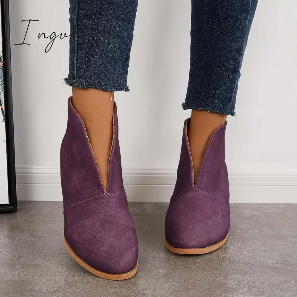 Ingvn - Retro Western V Cut Ankle Boots